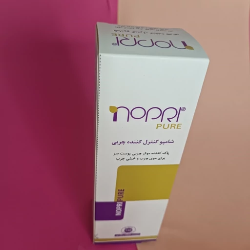 2tclVCuBWeev23zbRaBm8gF4oDjdabDc6QKThJv8P4hZUeOIUk.jpg_512X512X70.jpg شامپو کنترل چربی موی چرب و کف سر چرب نوپری پیور نوپریت - تصویر 1