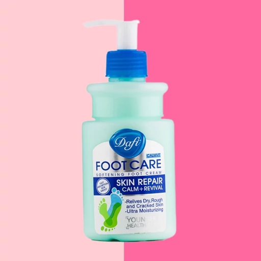 PcopcJhA8phxYNfNyYnHzTE2T67GRlPyiEggdnZlQzWygEfdby.jpg_512X512X70.jpg کرم نرم کننده و ترک پا دافی 343 میلی - تصویر 1