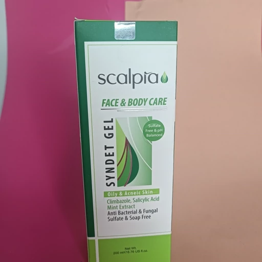 QToVB3kzYGFEHERwIp57KqrlkYbpZl9sLufDGYHMeXYMEujViJ.jpg_512X512X70.jpg ژل شستشوی صورت و بدن ضد جوش اسکالپیا - تصویر 1