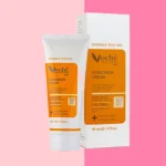 ضد آفتاب بی رنگ پوست نرمال و خشک spf50  وچه 40 میلی