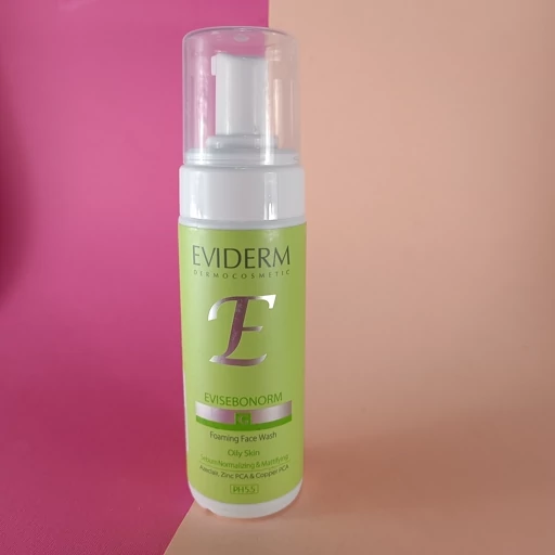 71zXgzvi3gIq47vHKguG2EMqXEQuH2CKl60B0s0Pl6fybjnDzT.jpg_512X512X70.jpg فوم شستشوی صورت و بدن ضد جوش اویدرم eviderm - تصویر 1