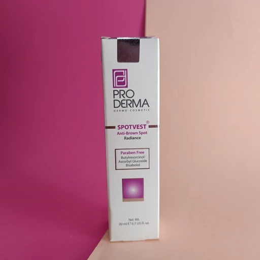 IUC9gADJFCo3Bu2TdkHXflouCFiqT18c6oricoOLrDc3Oi3SV6.jpg_512X512X70.jpg کرم شب روشن کننده و ضد لک برند پرودرما proderma - تصویر 1