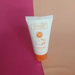 ضد آفتاب بی رنگ فاقد چربی مناسب انواع پوست نواکر  novacare - تصویر 2